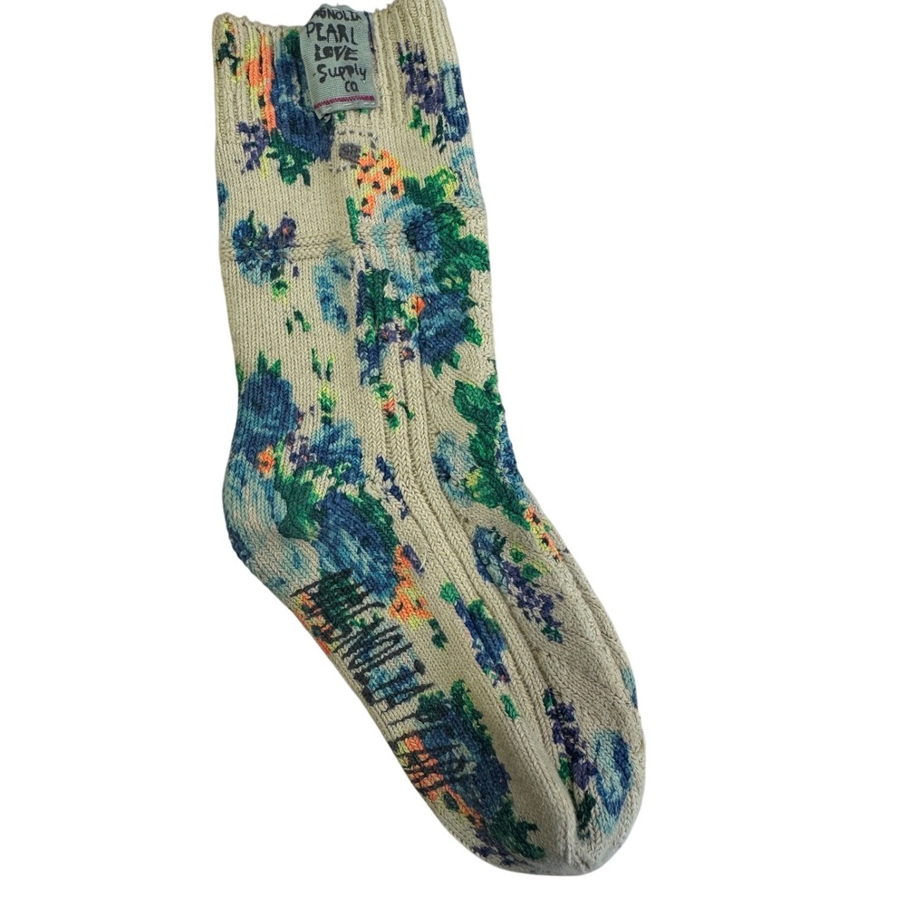 Magnolia Pearl Floral Cotton Knit Crew Socks With Blue & Orange Flowers NWT